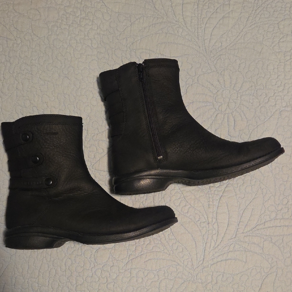 Merrell Women's Captiva Launch Waterproof Leather Boots, Size 9